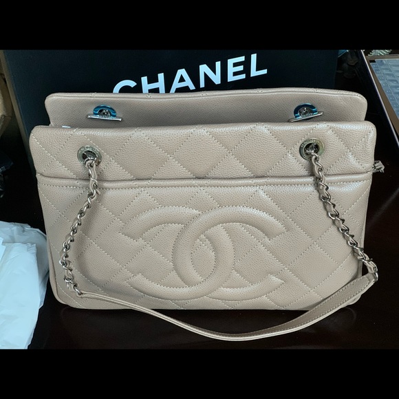 Chanel Timeless Soft Tote - Picture 7 of 8